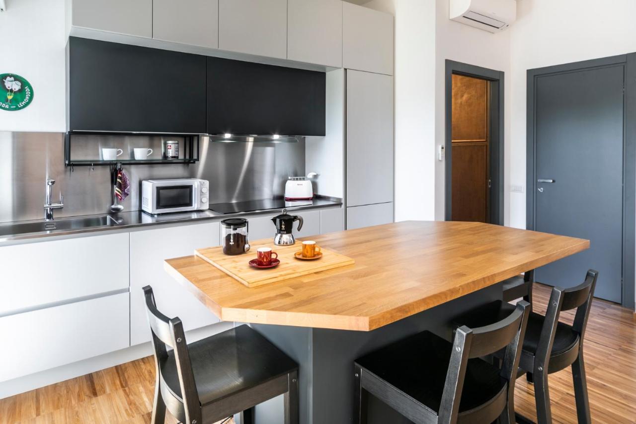 Cozy Flat 2 Bedrooms 2 Bathrooms With Balcony Rom