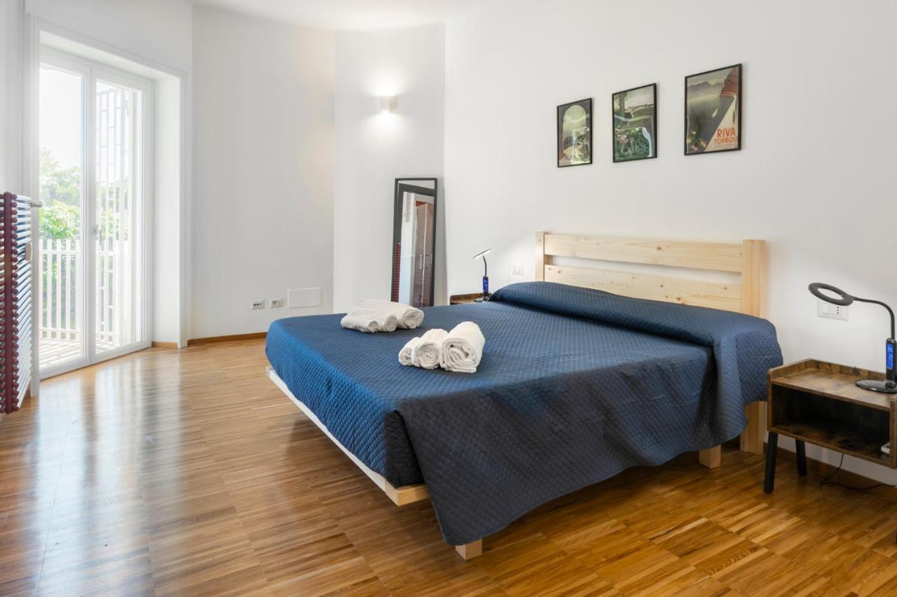 Lägenhet Cozy Flat 2 Bedrooms 2 Bathrooms With Balcony Rom