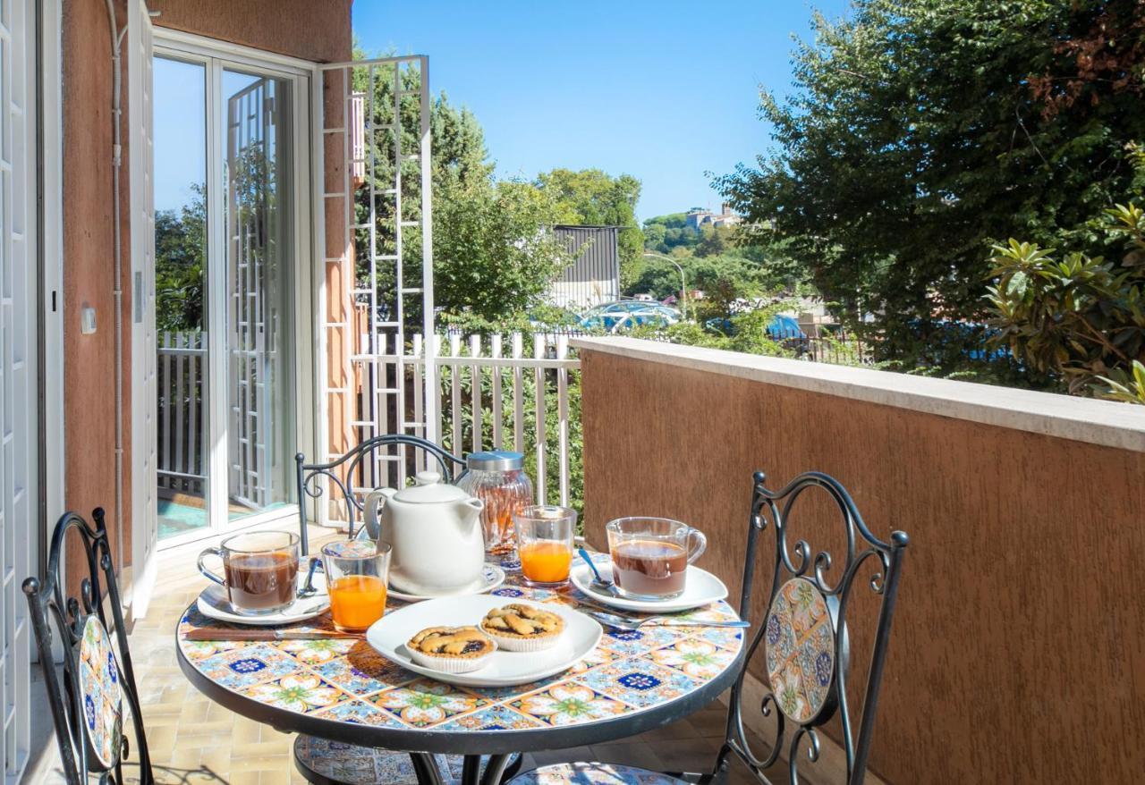 Cozy Flat 2 Bedrooms 2 Bathrooms With Balcony Lägenhet *